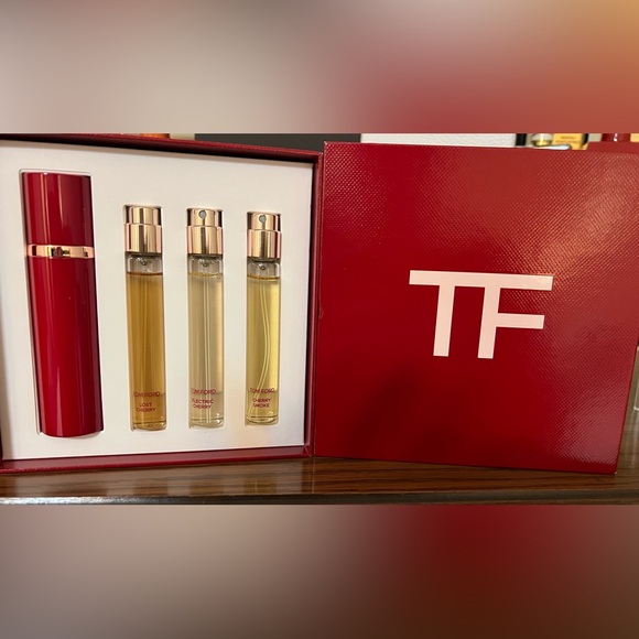 Tom Ford Private Blend Cherry Collection - Picture 4 of 4